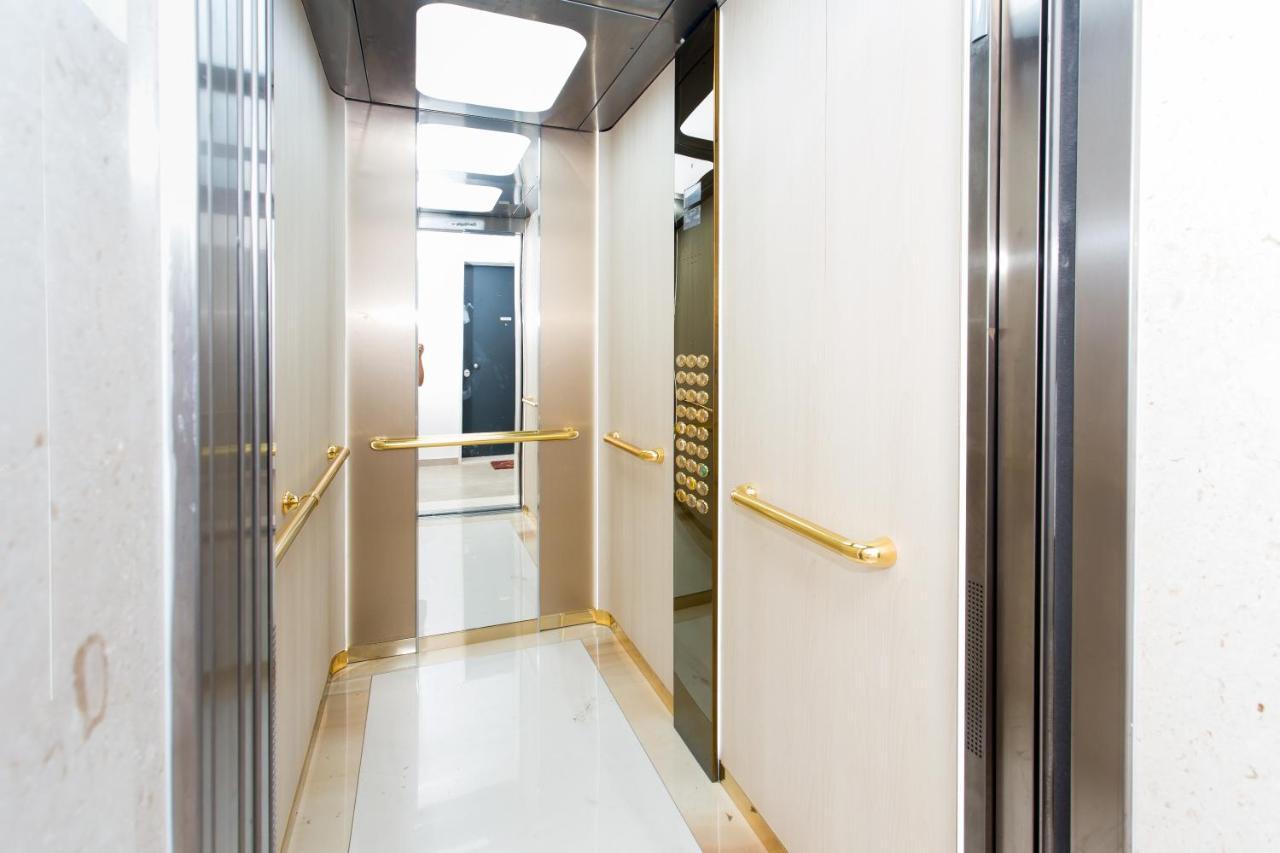 Iris Apartment Private Parking سبليت المظهر الخارجي الصورة